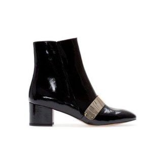 Zara Black/Gold Patent Leather Side Zip Almond Toe Chunky Block Heel Ankle Boots